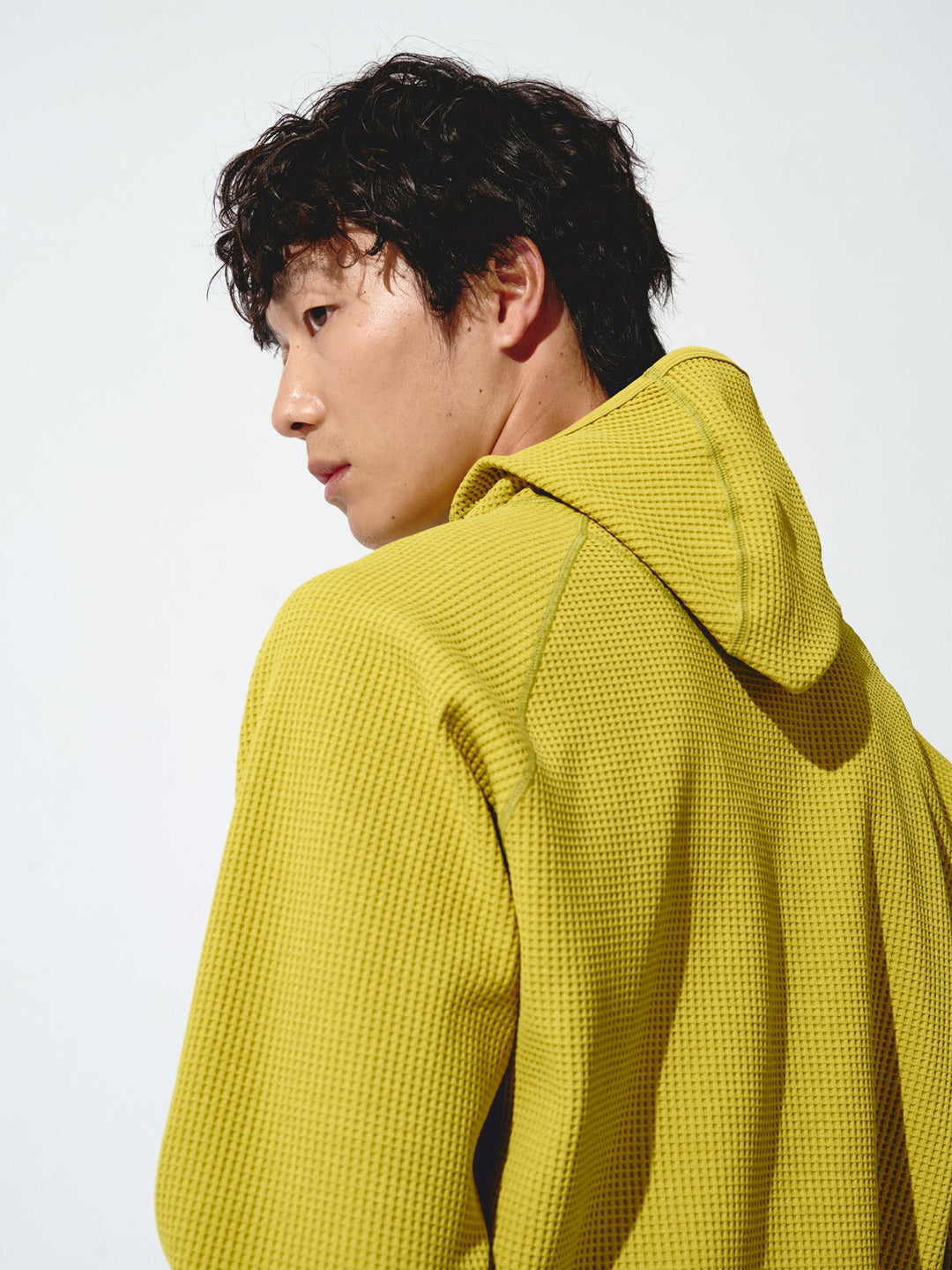WF Light L/S Hoodie – Goldwin America