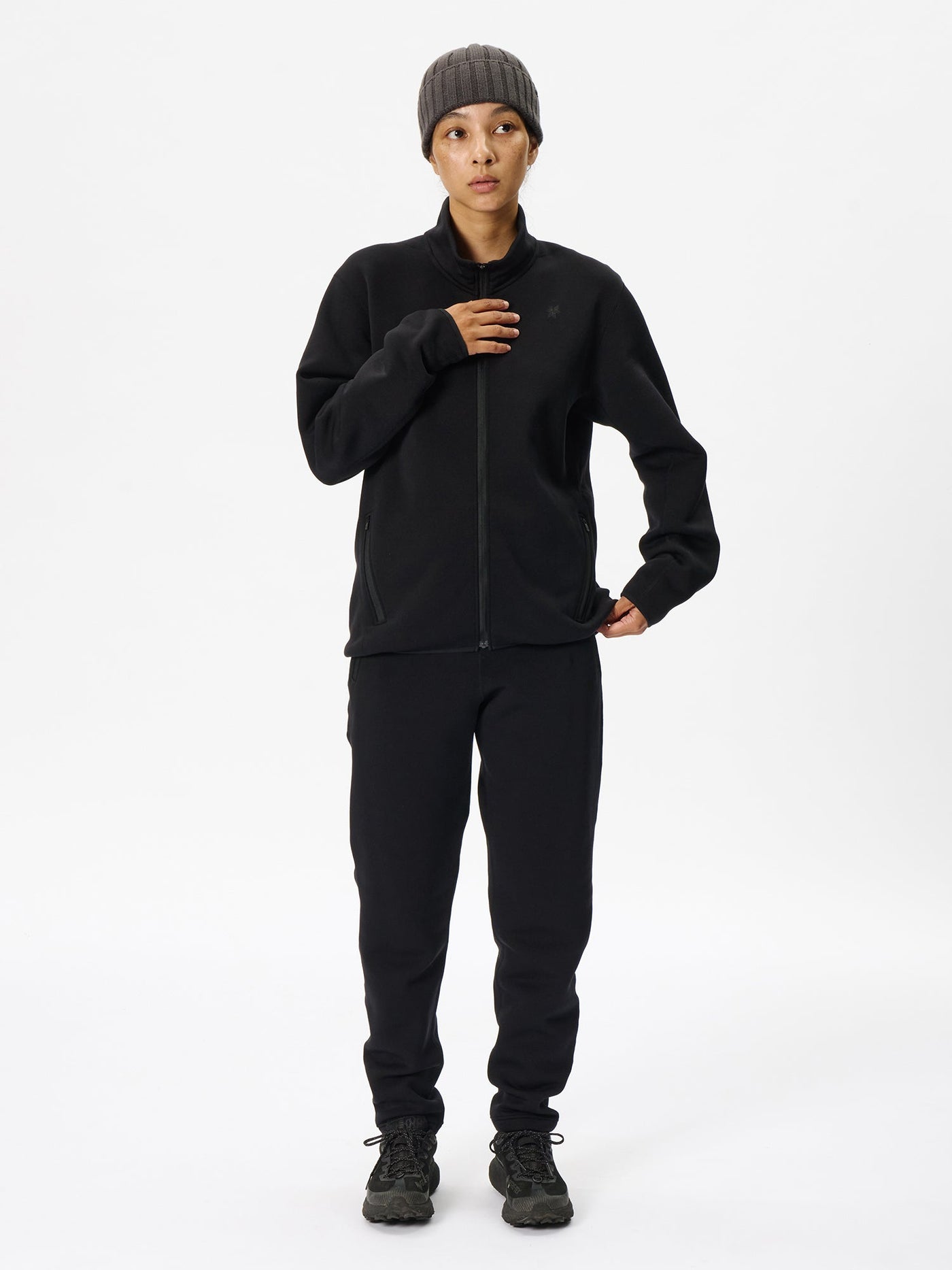 Model: Height 166cm / 5'4" | Wearing: BLACK / 3