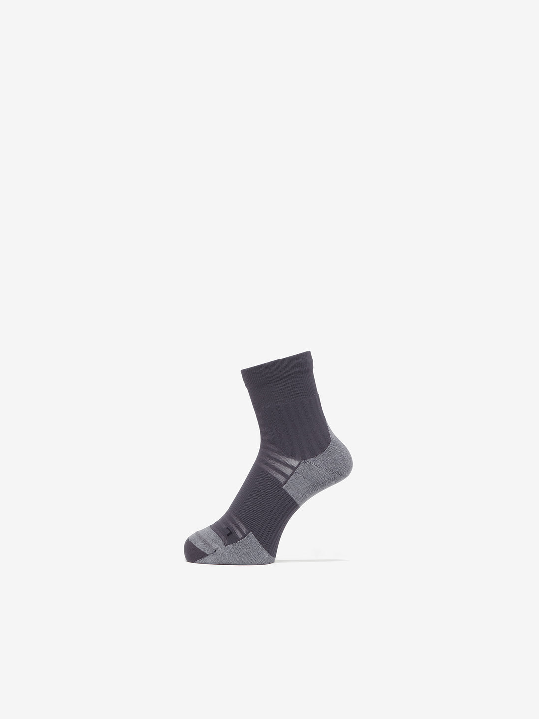 Ventilating Light Quarter Socks – Goldwin America