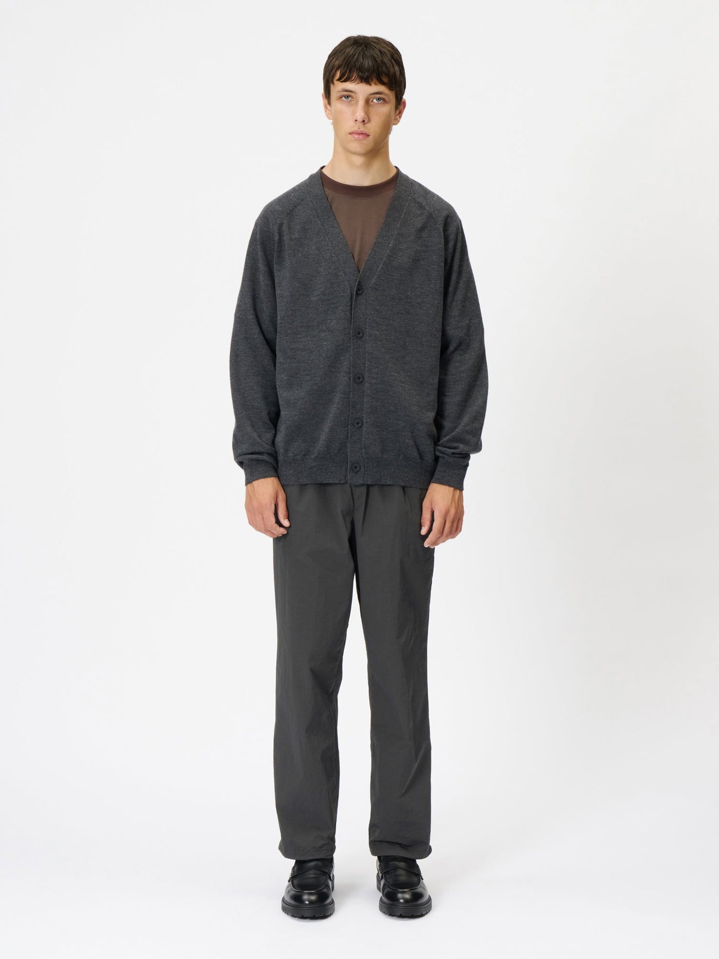 Model: Height 186cm / 6'1" | Wearing: MIX CHARCOAL / 3
