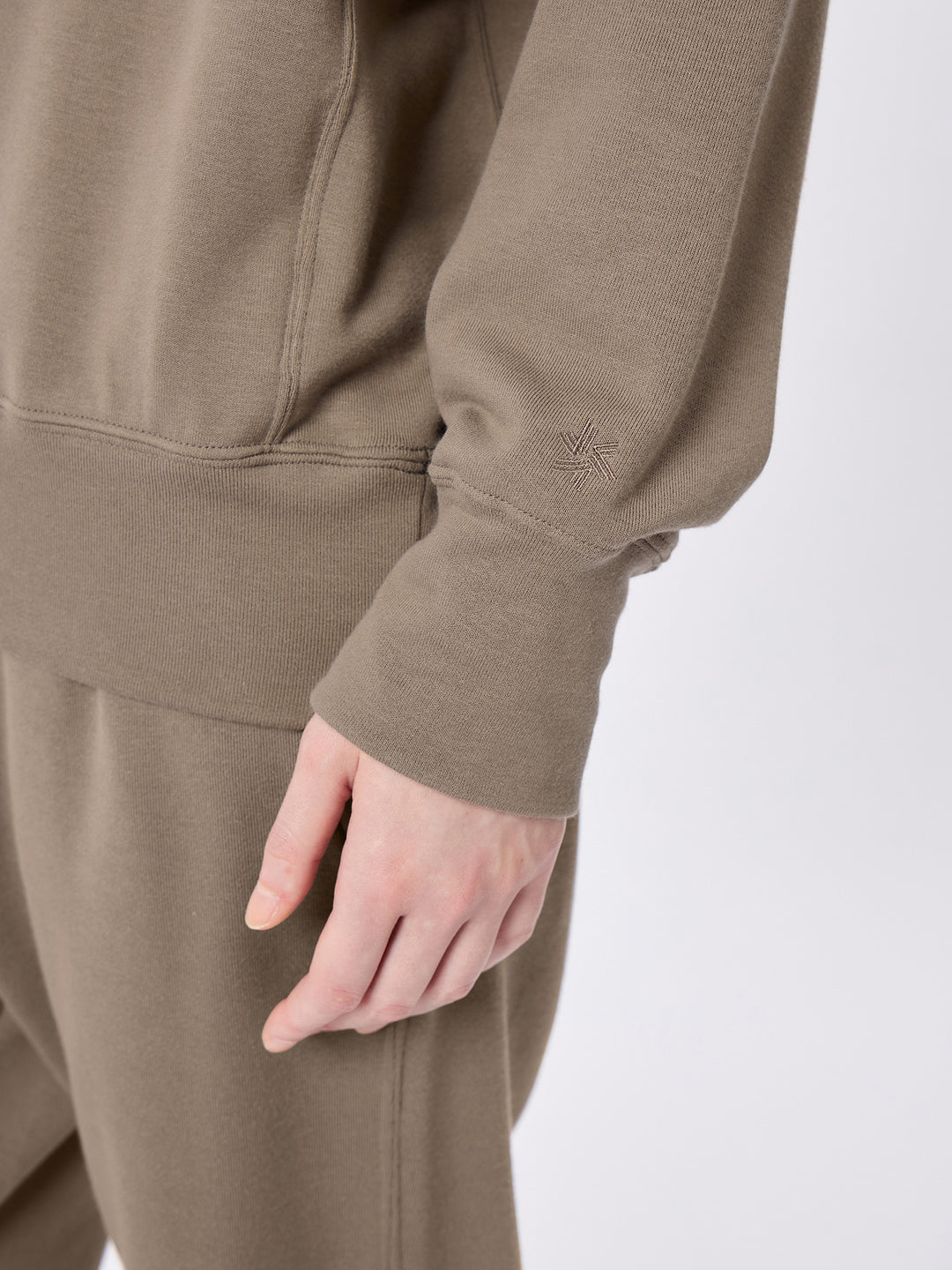 Re-Optimum Sweatshirt (Woman) – Goldwin America