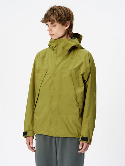 Model: Height 185cm / 6'0" | Wearing: GREEN MOSS / 3