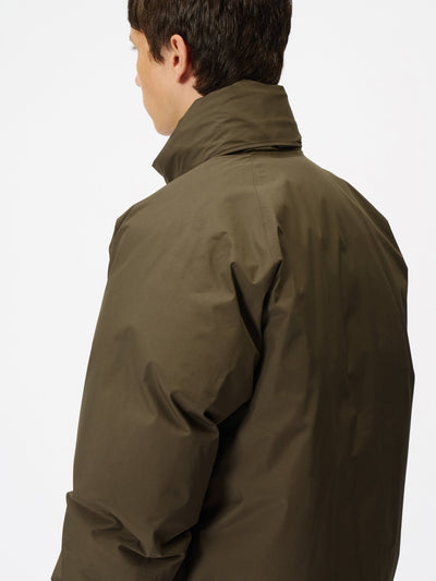 Model: Height 186cm / 6'1" | Wearing: MOREL / 3