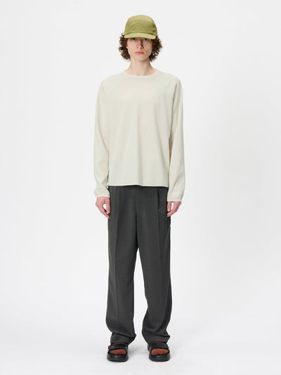 Model: Height 185cm / 6'0" | Wearing: IVORY / 3