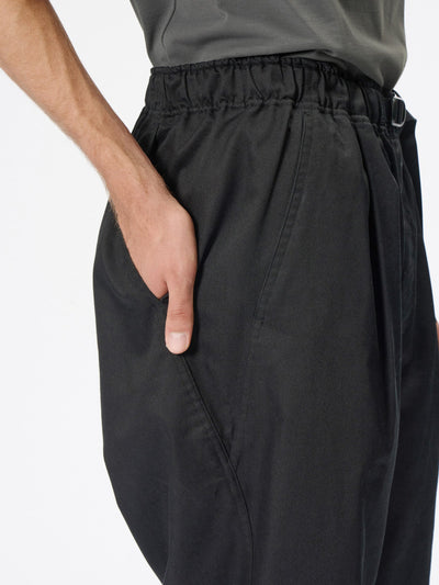 Model: Height 185cm / 6'0" | Wearing: BLACK / 3
