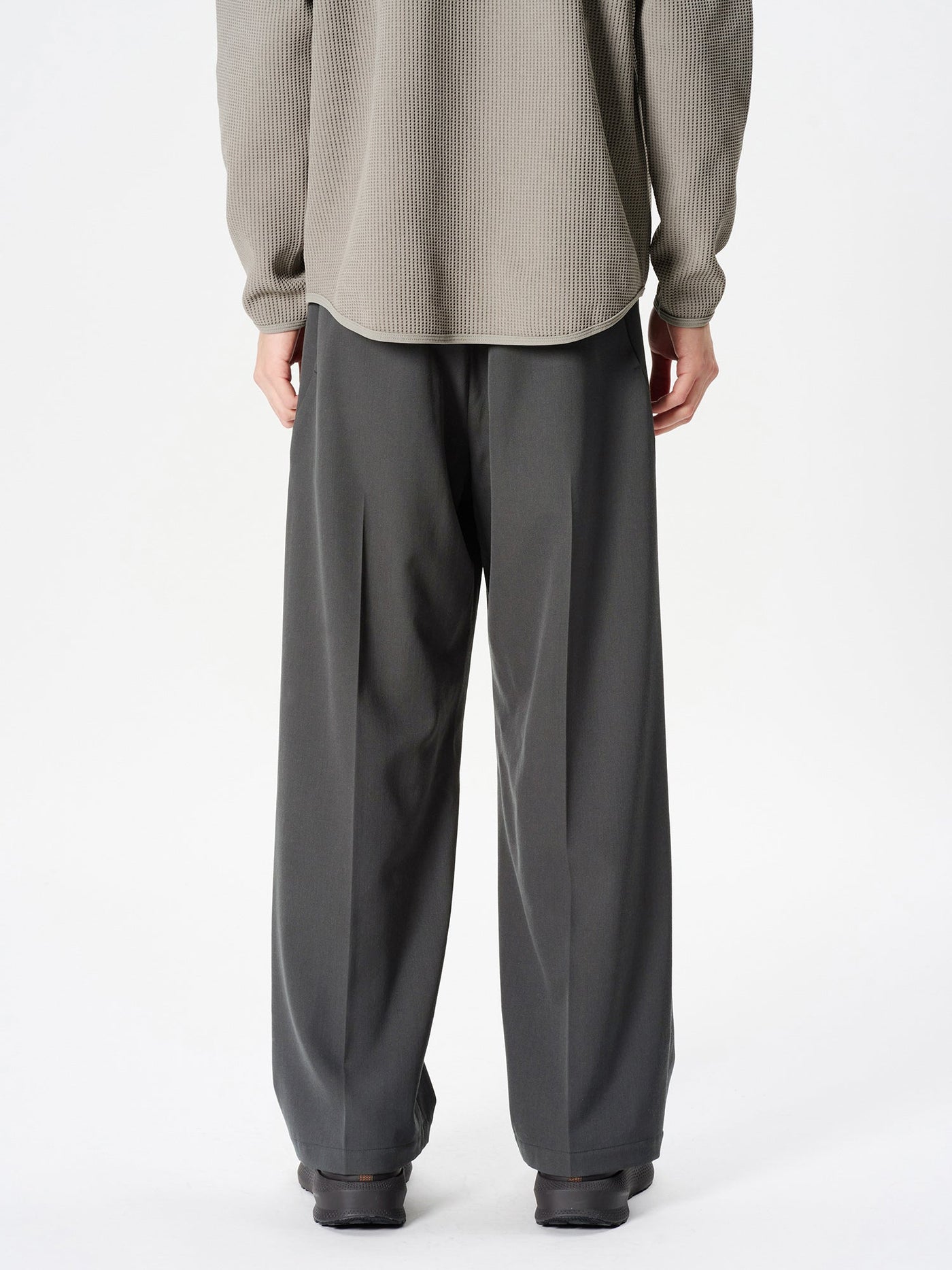 One Tuck Straight Wool Pants – Goldwin America