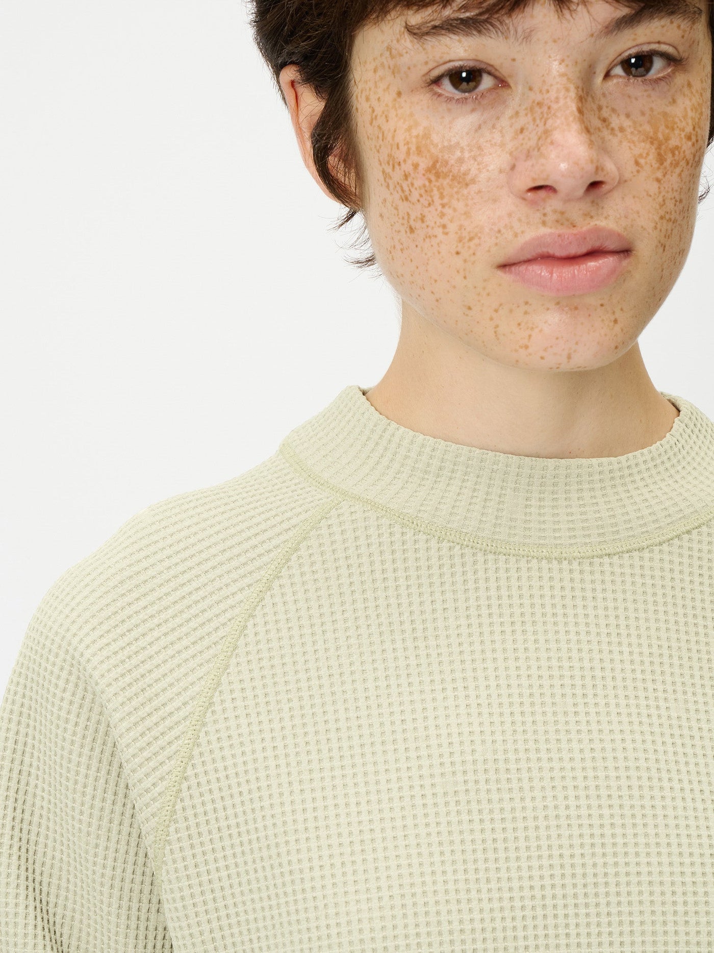 Model: Height 177cm / 5'8'' | Wearing: IVORY / 3