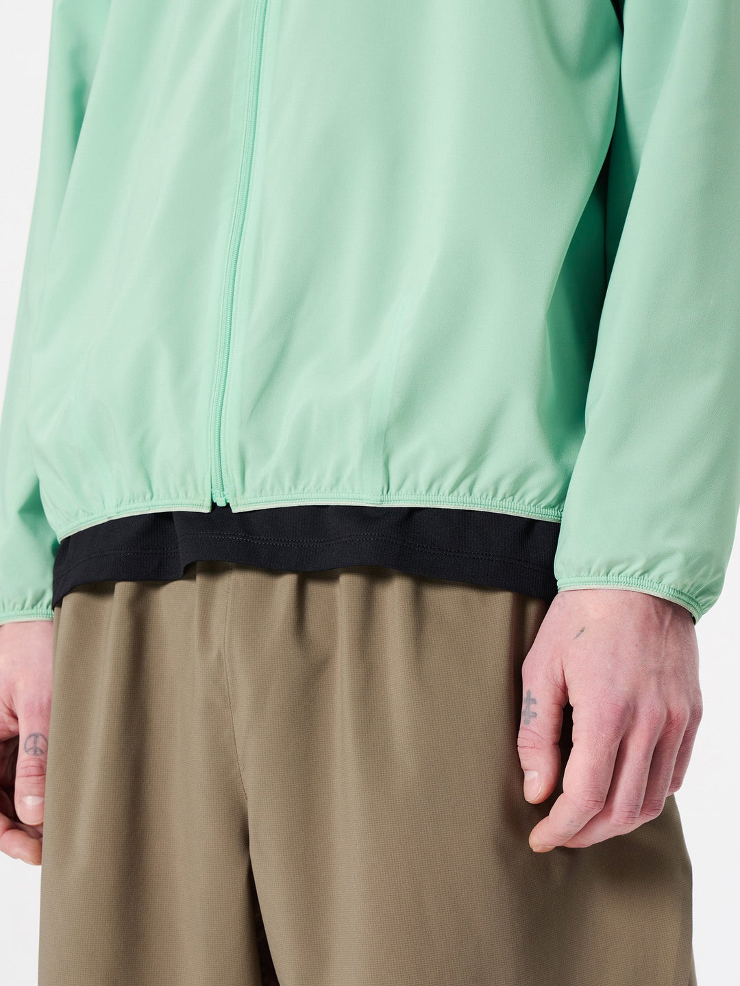 Floating Wind Shell Jacket – Goldwin America
