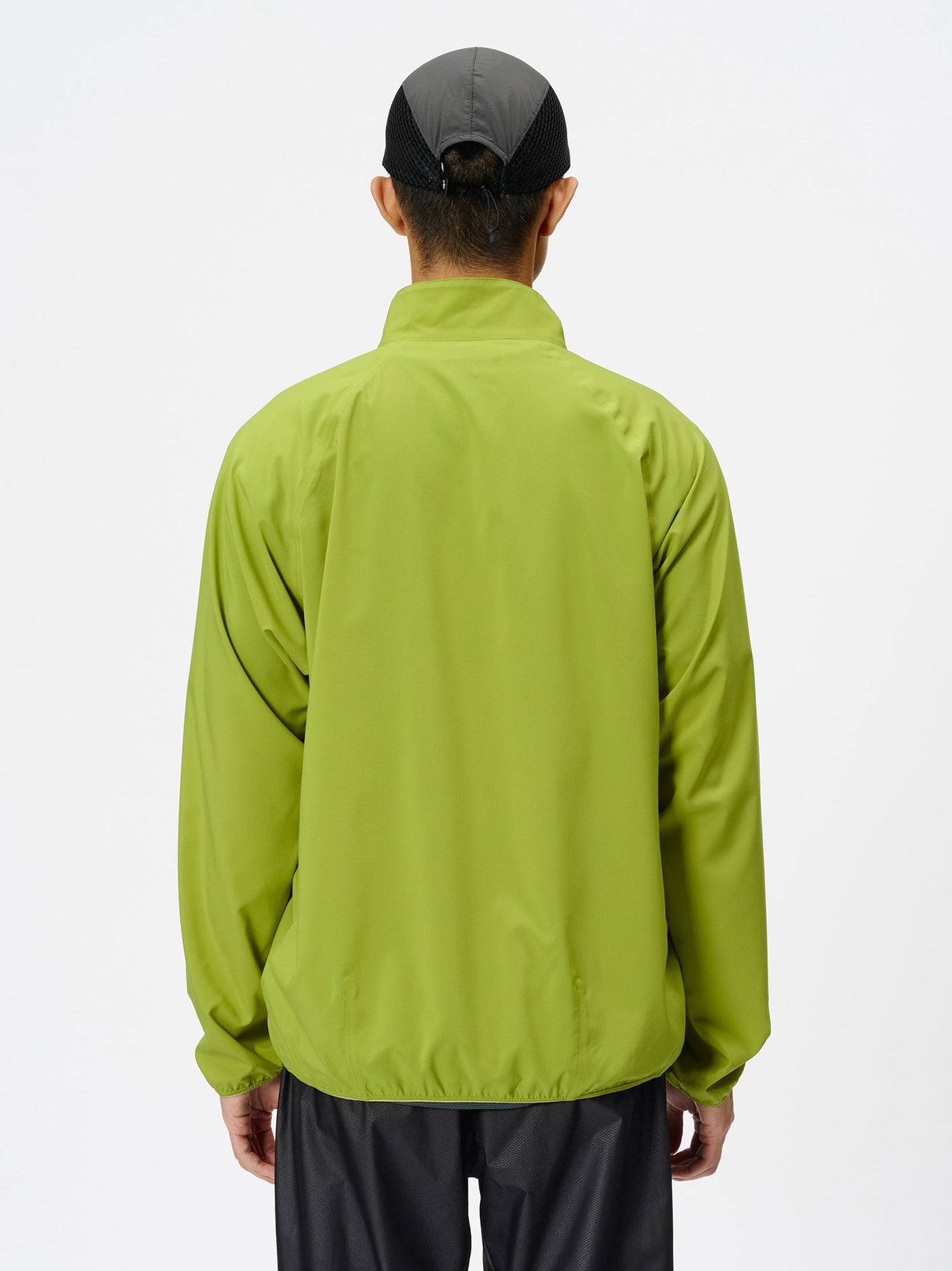 Model: Height 183cm / 6'0" | Wearing: YELLOW BERYL / 3
