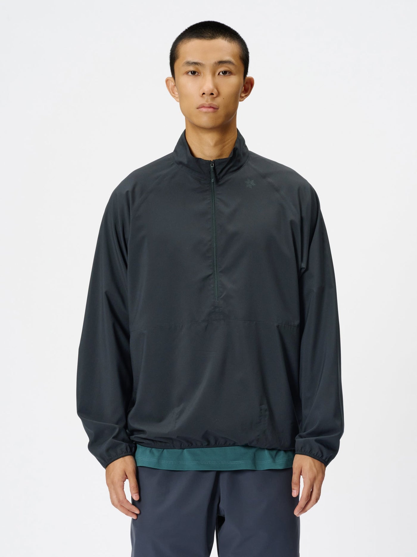 Model: Height 183cm / 6'0" | Wearing: BLACK / 3