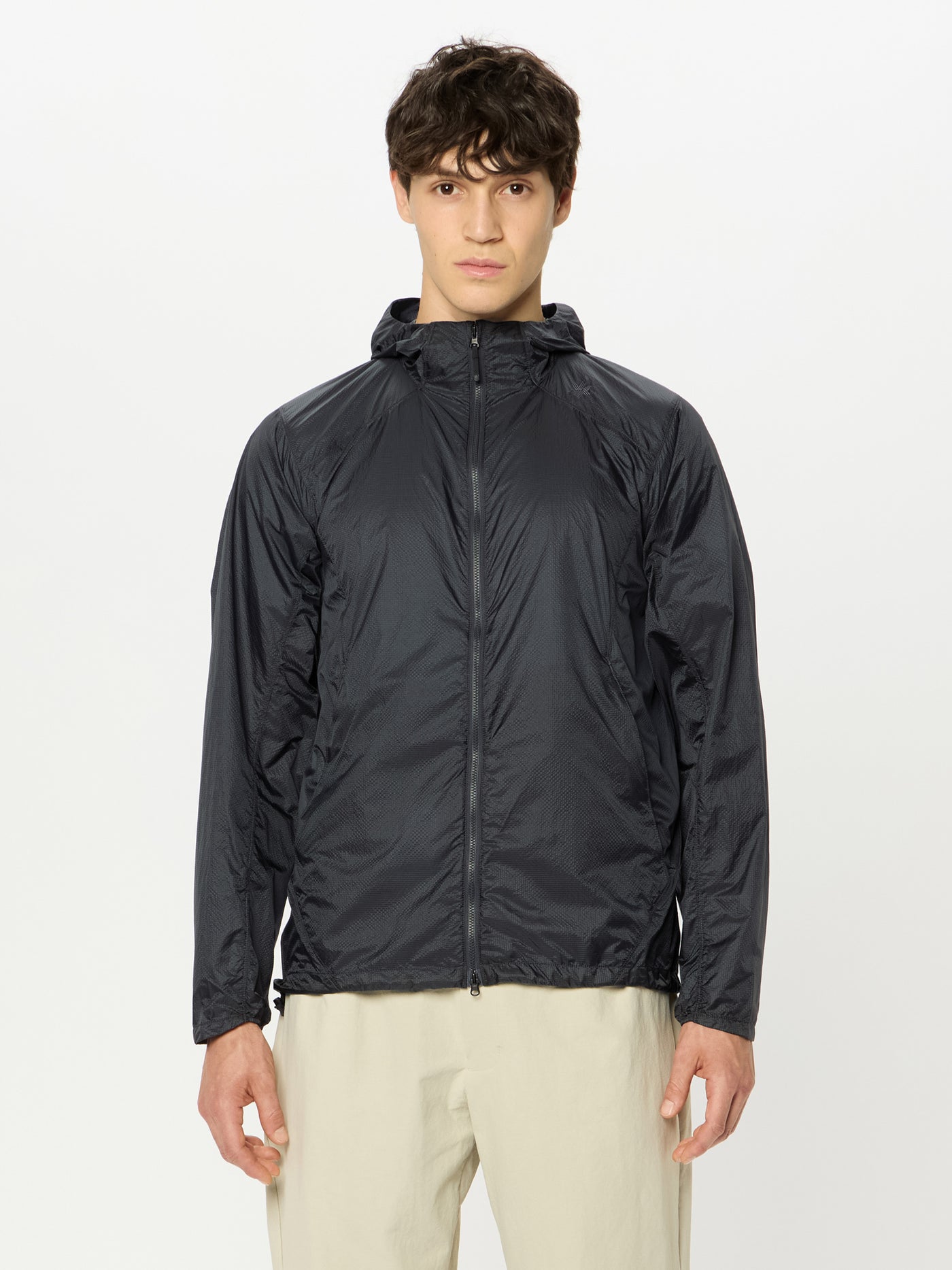 Model: Height 5'9" | Wearing: WOLF GRAY / 3