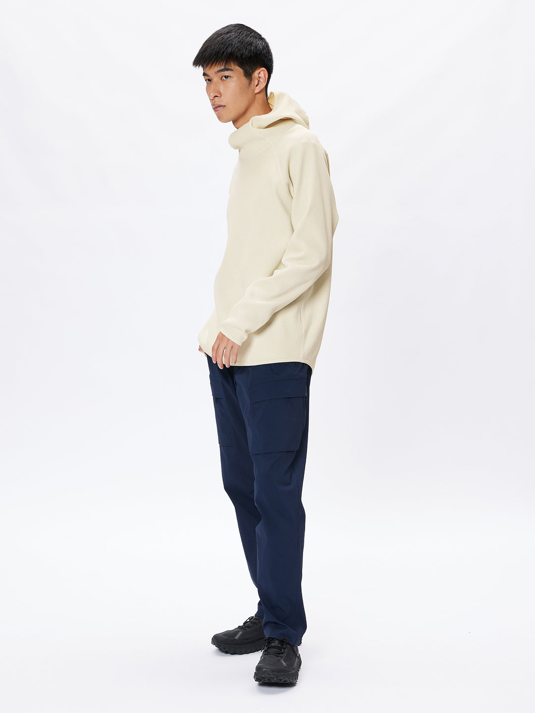 WF Light L/S Hoodie – Goldwin America