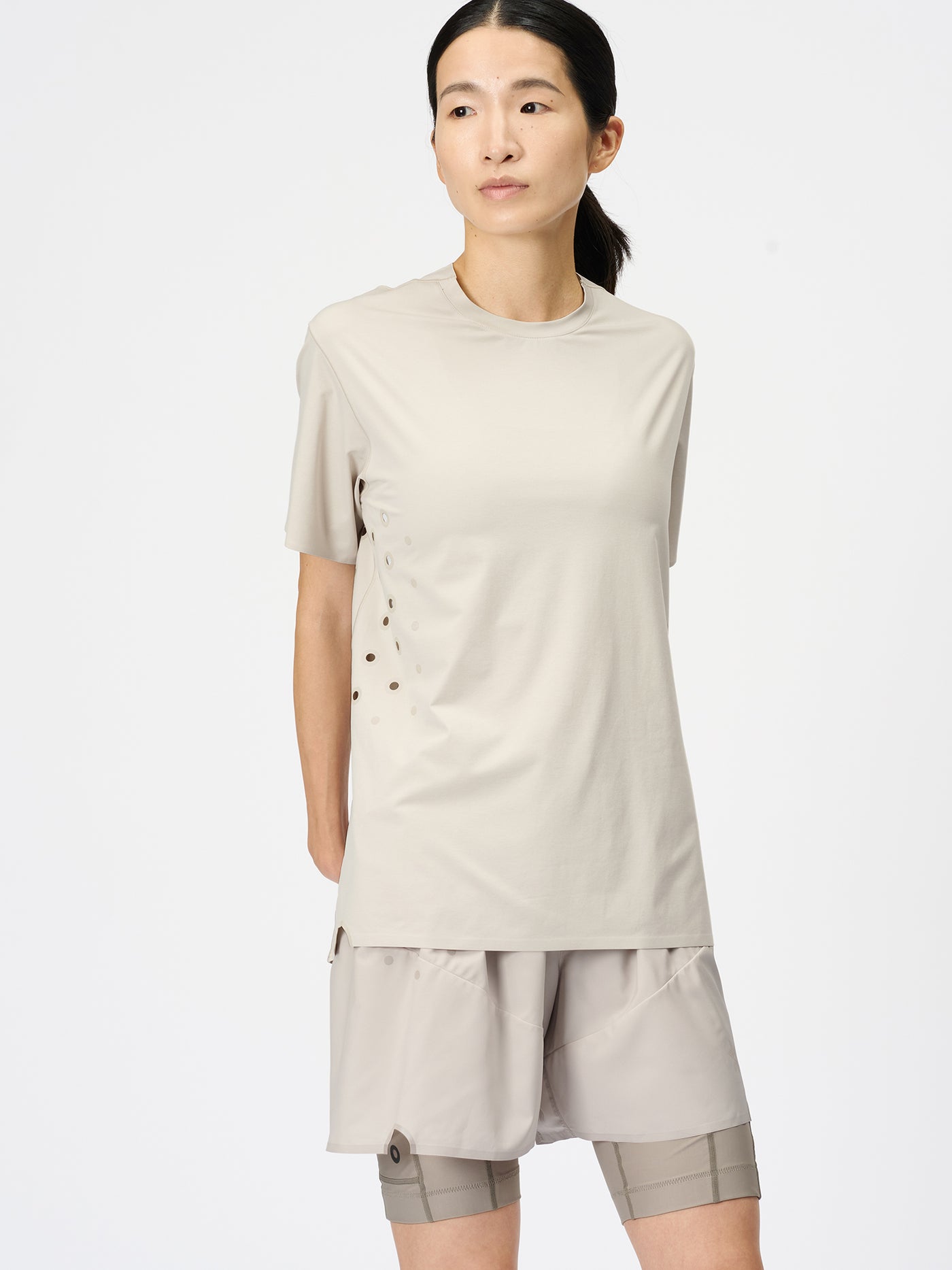 Model: Height 5'6" | Wearing: PEYOTE / 3

