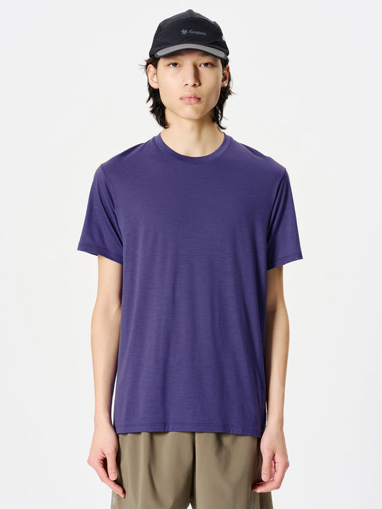 Women > Tops > T-shirts – Goldwin America