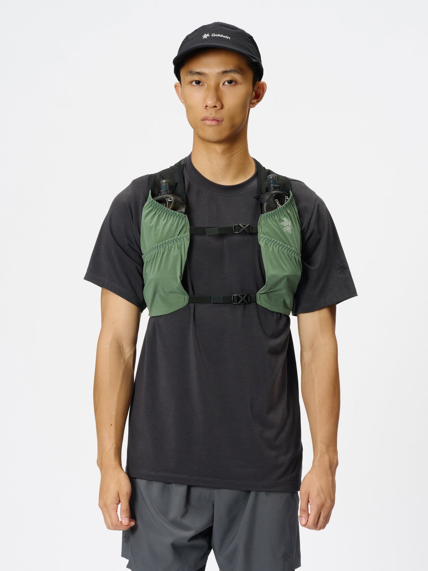 Model: Height 183cm / 6'0" | Wearing: MARINWOOD GREEN / 3