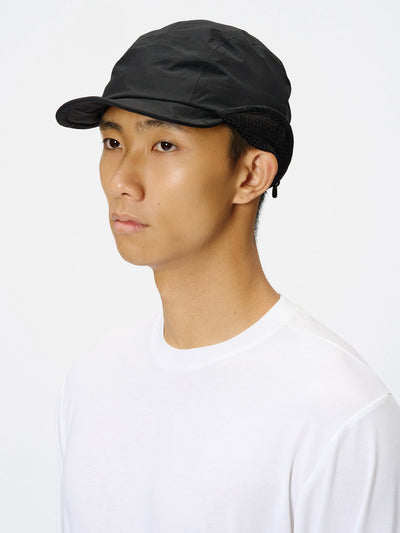 Model: Height 183cm / 6'0" | Wearing: BLACK / F