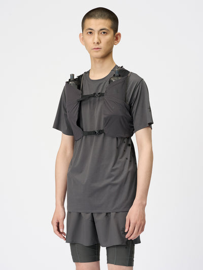 Model: Height 6'0" | Wearing: LICORICE / F