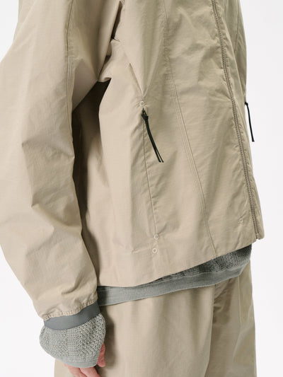 Model: Height 183cm / 6'0" | Wearing: GRAYISH BEIGE / 4