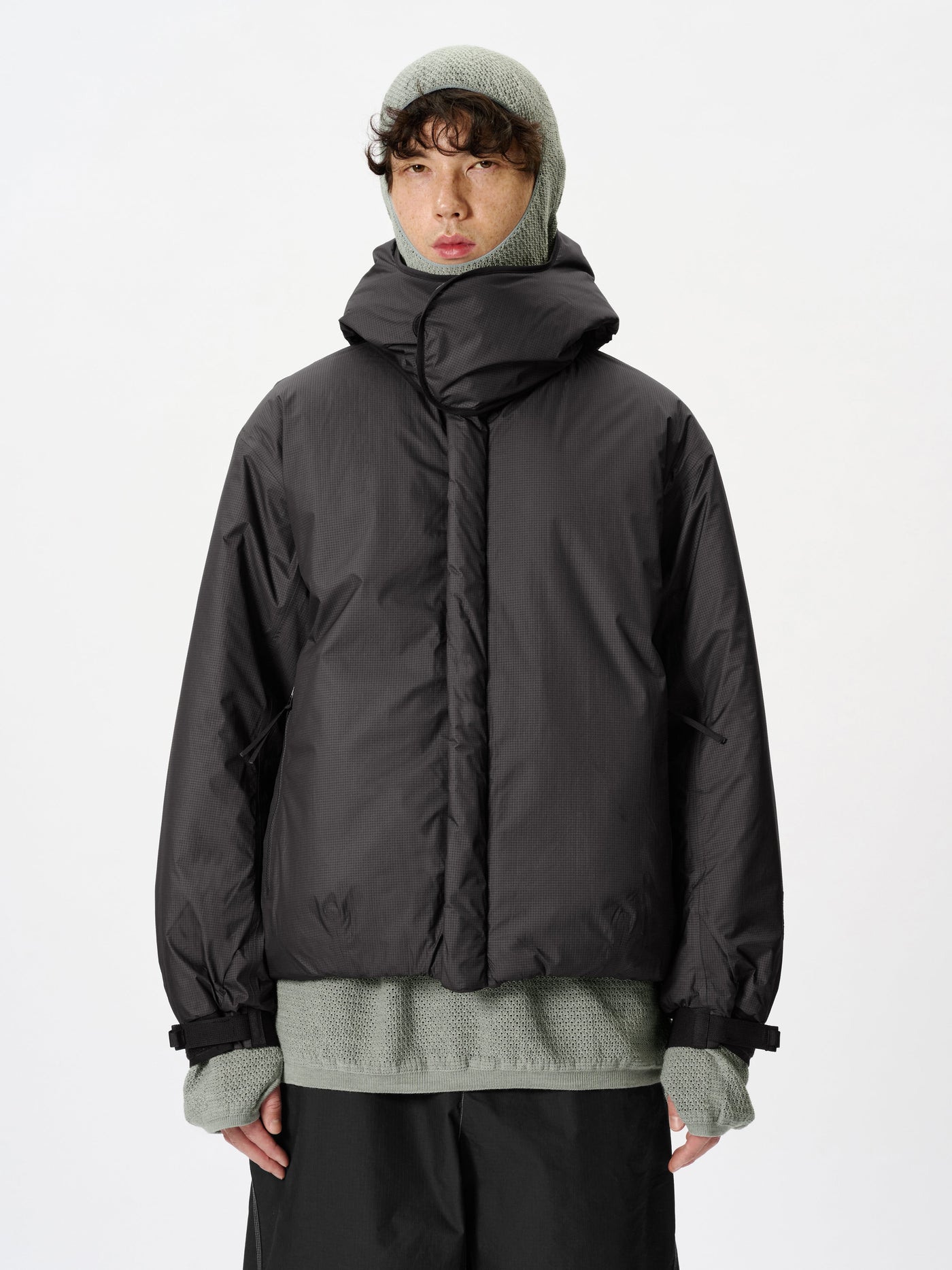 Model: Height 183cm / 6'0" | Wearing: BIOTITE / 4