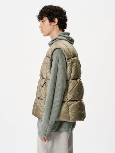 Model: Height 183cm / 6'0" | Wearing: DUNE / 4