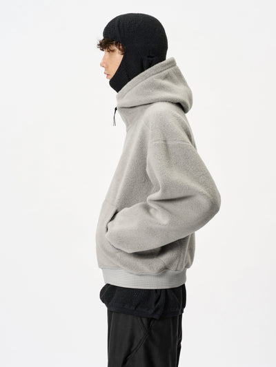 Model: Height 183cm / 6'0" | Wearing: ASH GRAY / 4