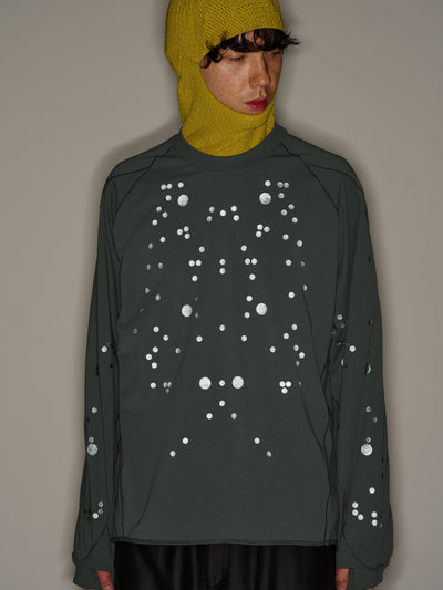 Model: Height 183cm / 6'0" | Wearing: DEEP CHARCOAL / 4