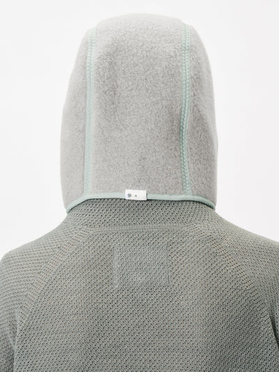 Model: Height 183cm / 6'0" | Wearing:ASH GRAY / F
